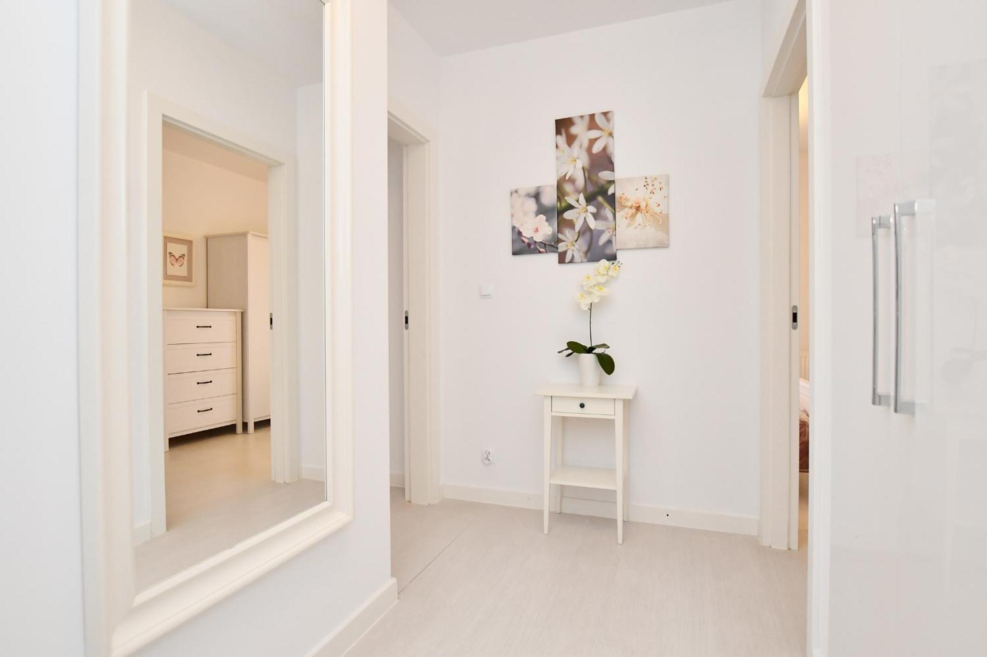 Apartamenty Navigator-Port View Kołobrzeg Exteriör bild